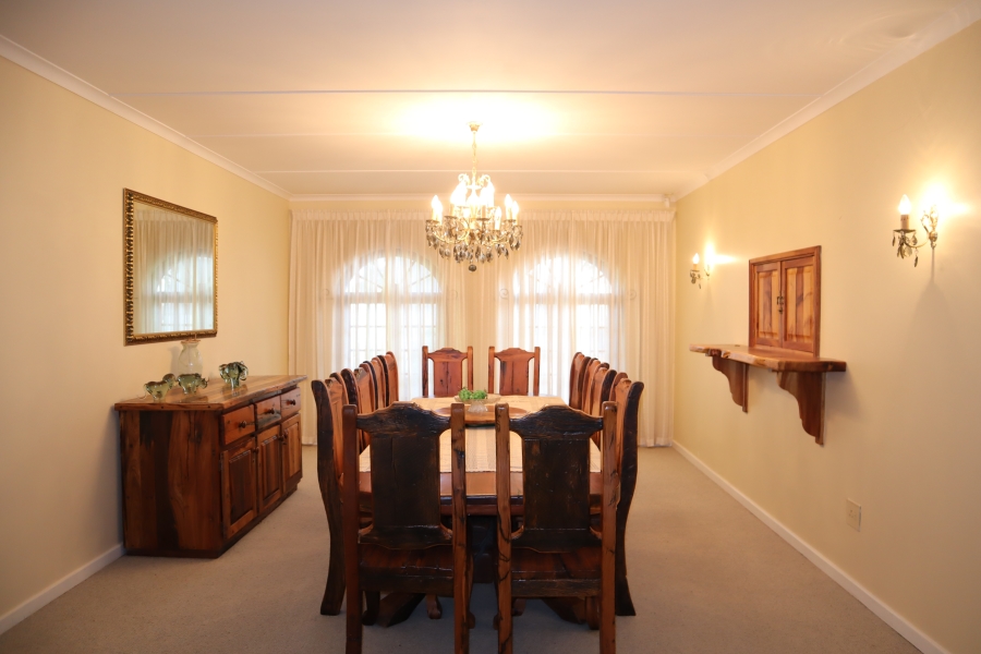 5 Bedroom Property for Sale in Wavecrest Eastern Cape